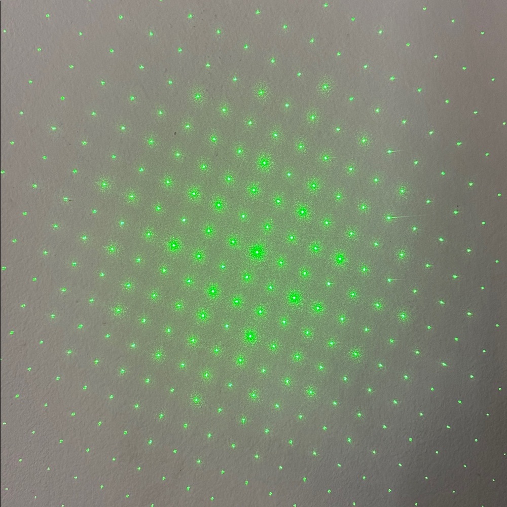 Green Laser Pointer, 2 for 1!!! - Picture 7 of 8